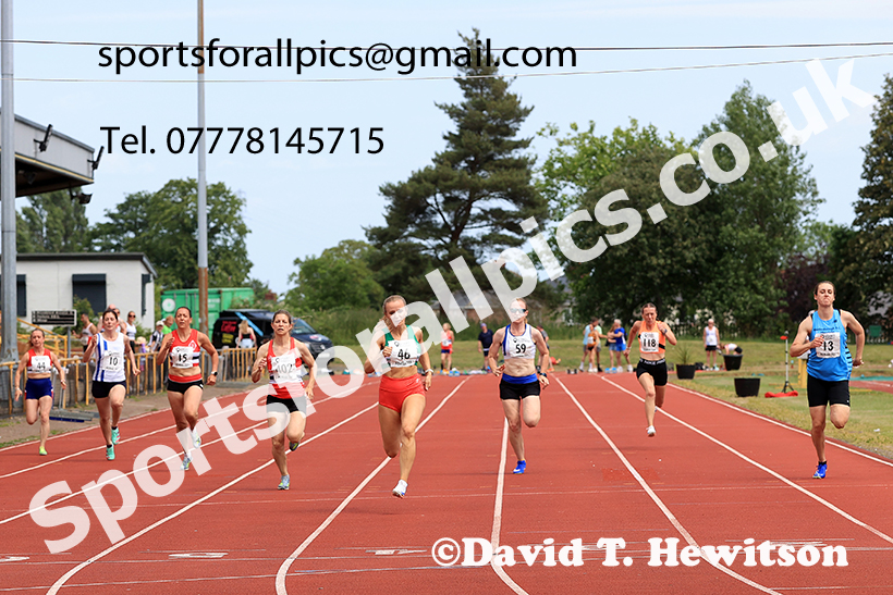 100 metres, 2025 NEMAA Track and Field, Monkton. Photo: David T. Hewitson/Sports for All Pics